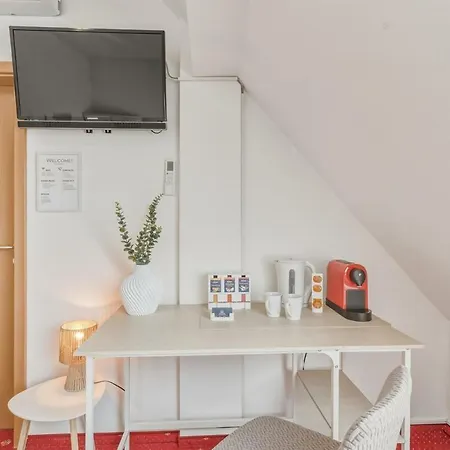 Scharnhaeusle 4 - Gaestezimmer In Ostfildern